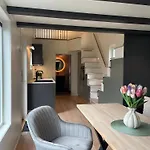 Tinyhouse - Modern Living 펜션
