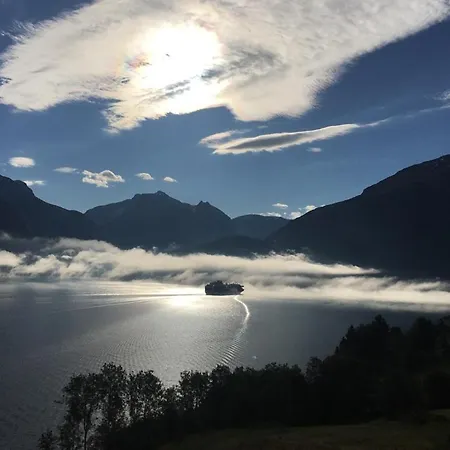 Vakantiehuis Tinyhouse - Modern Living Olden