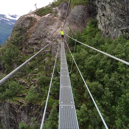 Tinyhouse - Modern Living Vakantiehuis Olden